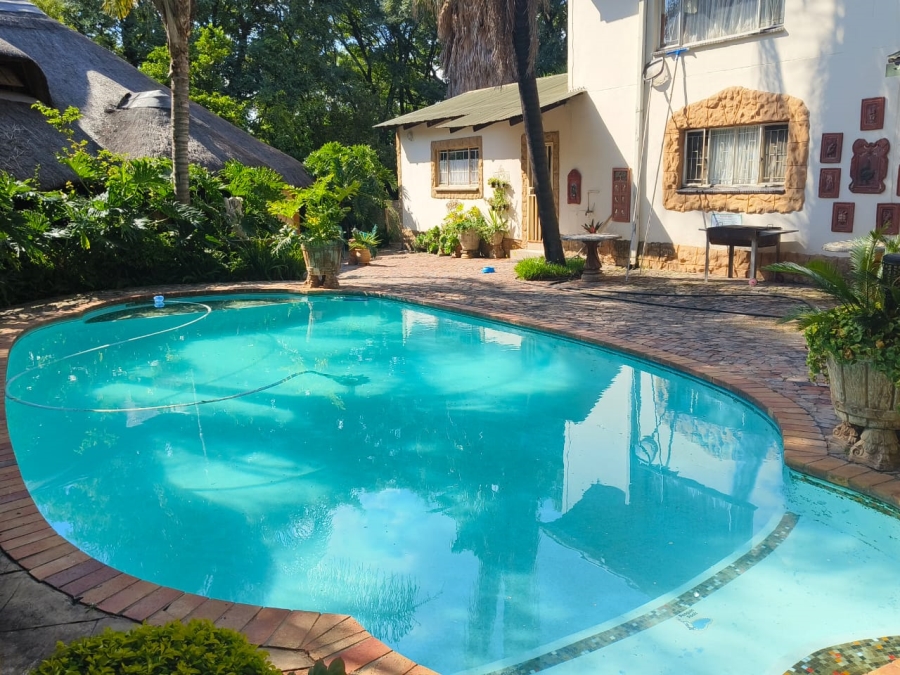 Commercial Property for Sale in Hartbeesfontein North West